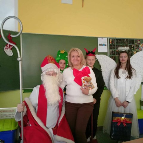 b_1024_768_0_00_images_2023_2024_SU_Mikolajki_408543076_816536360274314_1005798920929305593_n